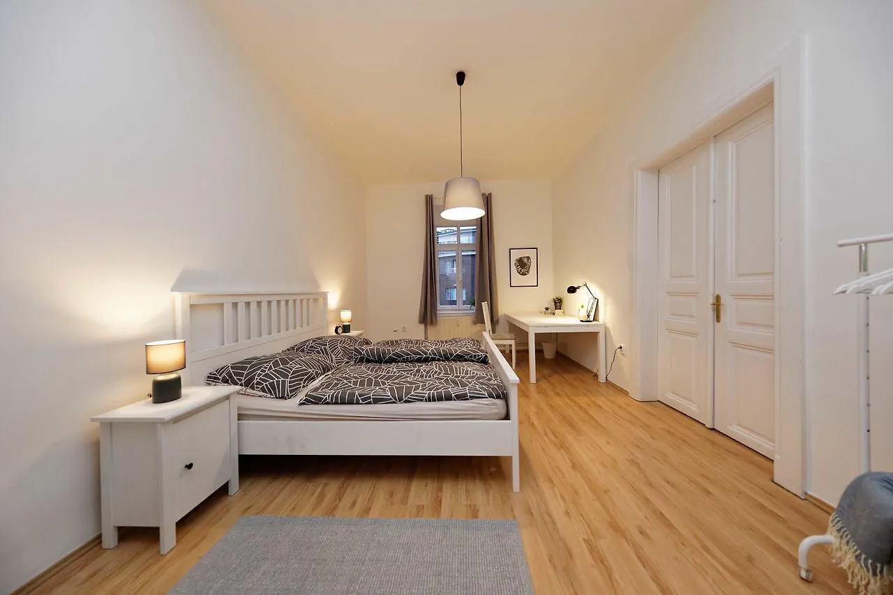 Apartments At I.P.Pavlova Prague