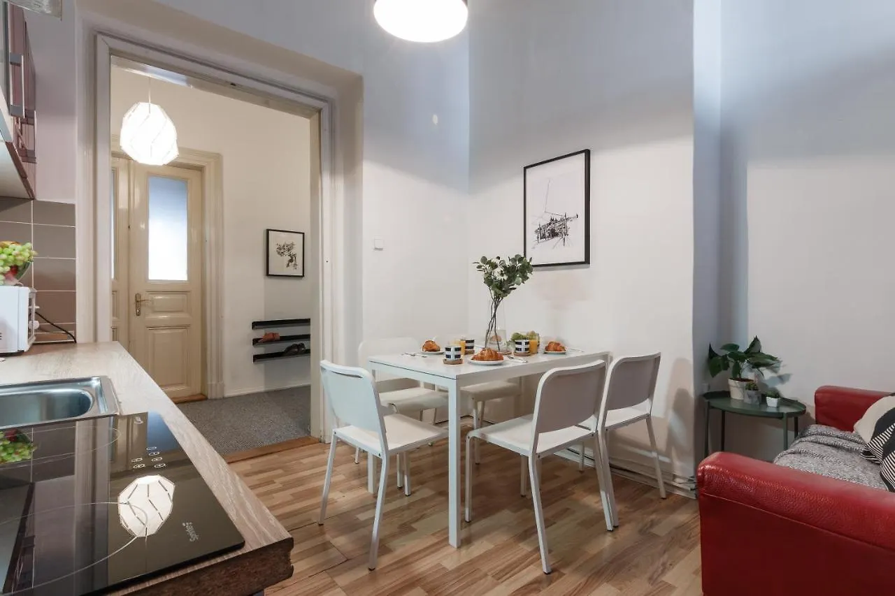 Apartments At I.P.Pavlova Prague 0*,