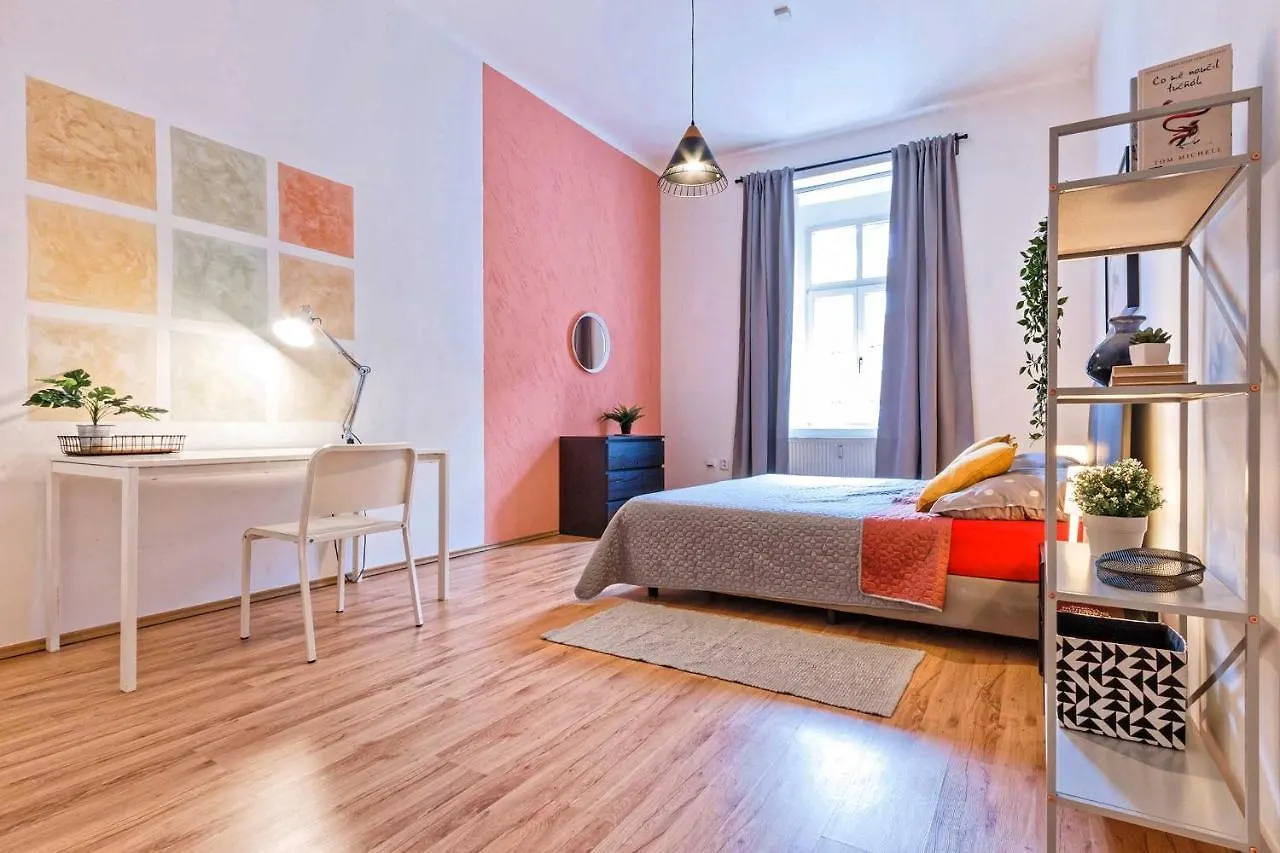 Apartments At I.P.Pavlova Prague